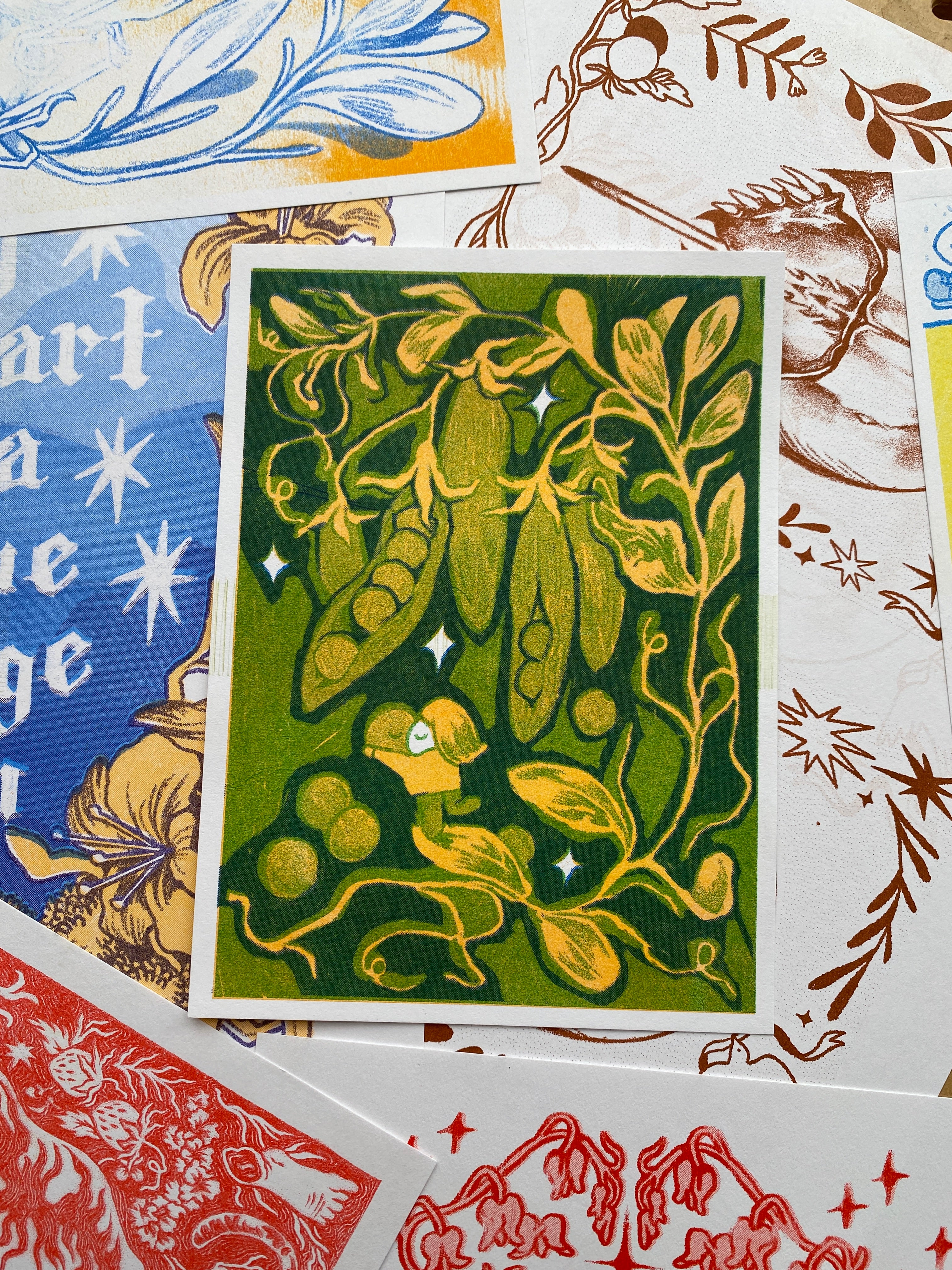 Two Peas in a Pod Risograph Postcard Print – Altargokart